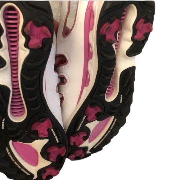 ADIDAS size 9.5 Climate Control  sneakers white & pink with cool cut on heel - Picture 10 of 14